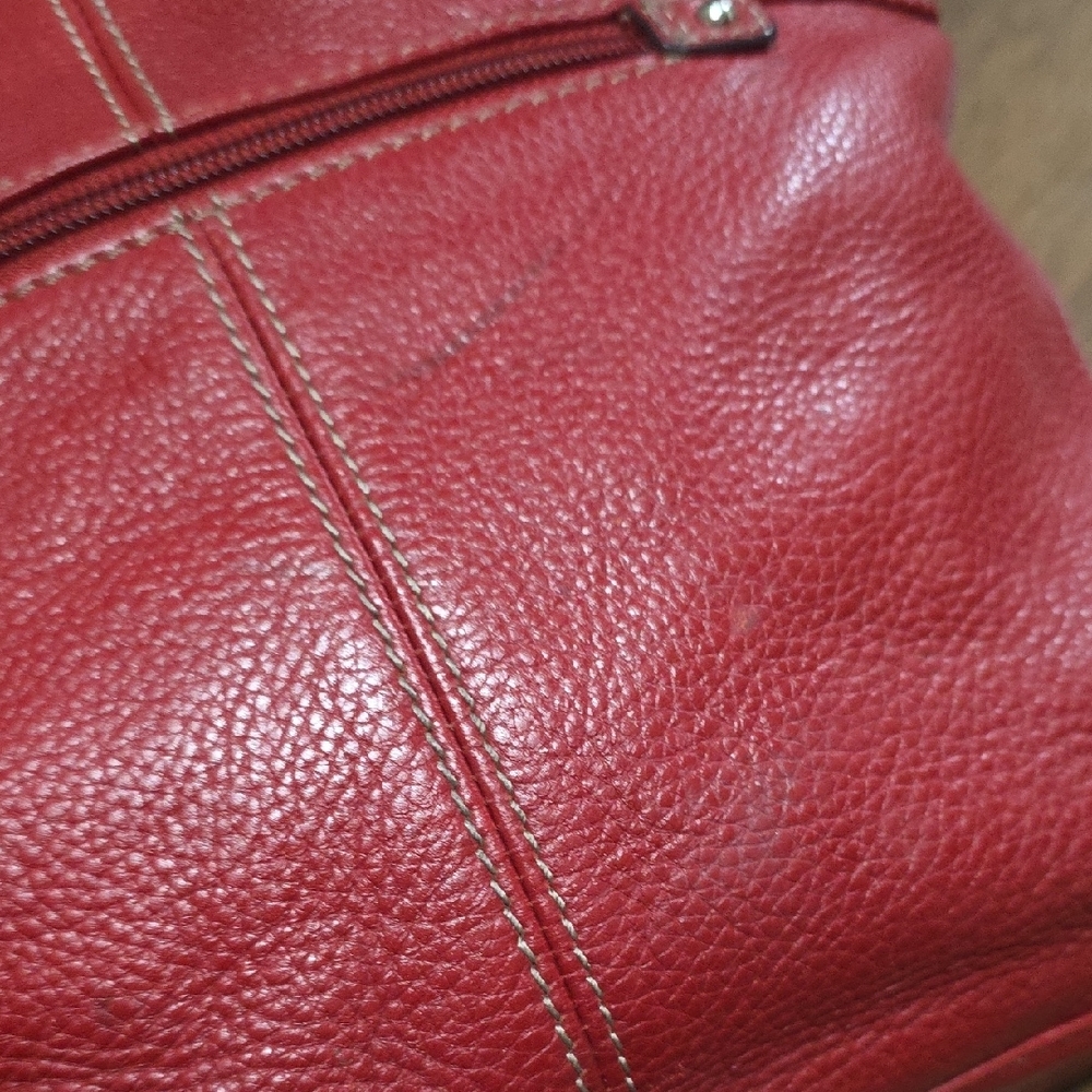 Tignanello Chic Red Leather Crossbody Bag‎ Lightweight Casual Small Bag - Picture 6 of 16